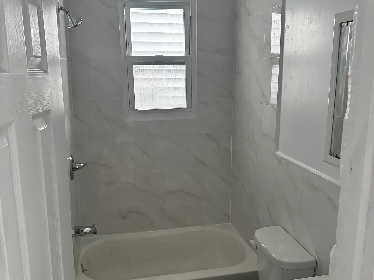 3 bed, $2,700 — Photo 3