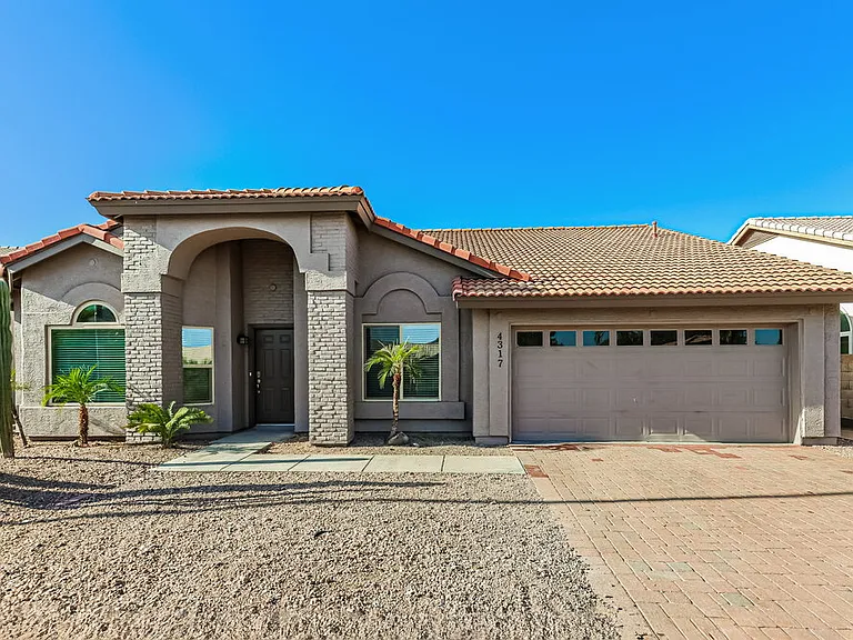 4317 W Electra Ln — Photo 1