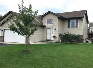 1648 Coney Ln, Waconia, MN 55387