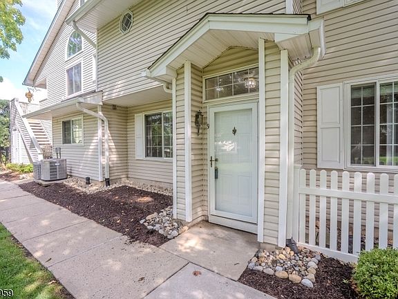 2nd image of 9 Evans Court