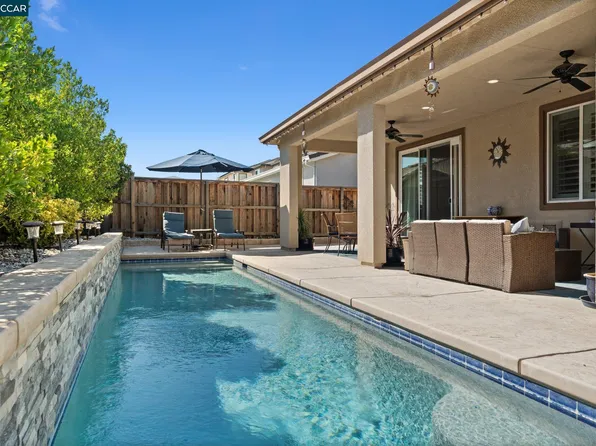 9078 Tradewinds Cir, Discovery Bay, CA 94505