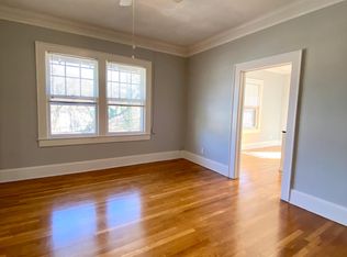 117 W Bell St, Statesville, NC 28677