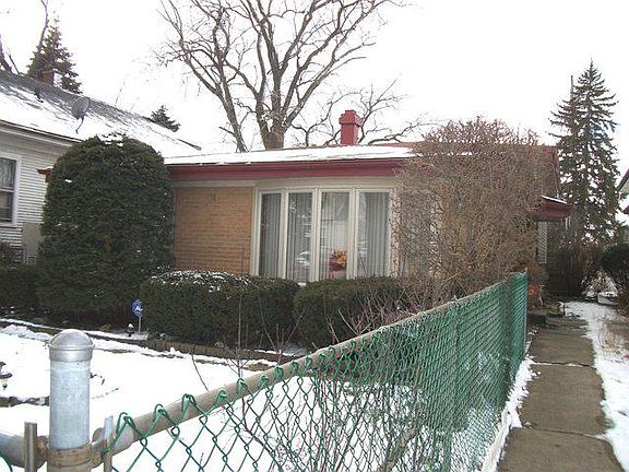4th image of 15126 Winchester Ave