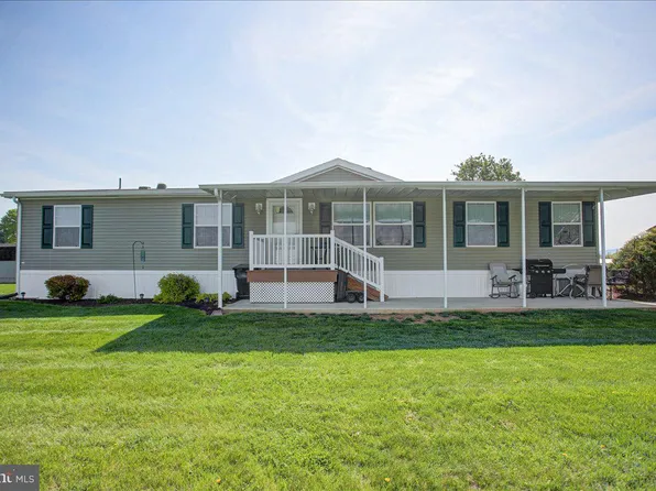 12 Maizefield Dr #12, Shippensburg, PA 17257