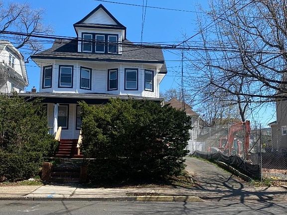 5th image of 72- 74 Ingraham Pl