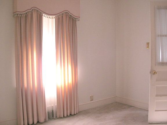 4th image of 318 Lafayette Ave