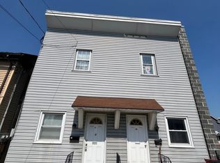 13-15 S Washington St, Greencastle, PA 17225