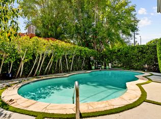 4242 Van Nuys Blvd, Sherman Oaks, CA 91403
