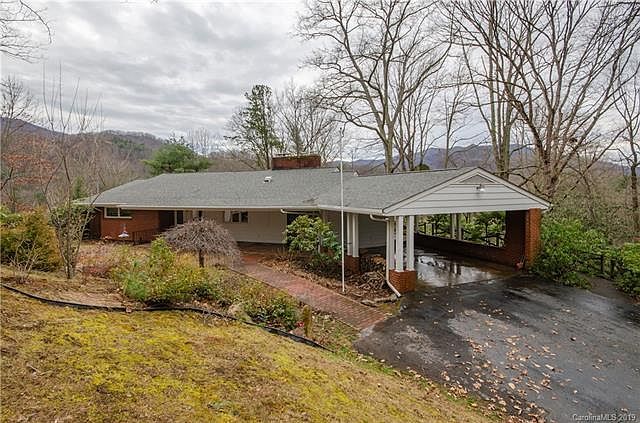 1st image of 120 Jackson Dr