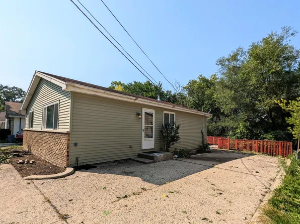 532 Pleasure Dr, Mundelein, IL 60060