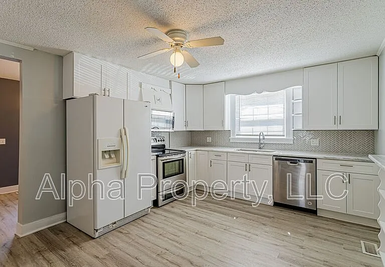 407 Cedar Lane Rd — Photo 8