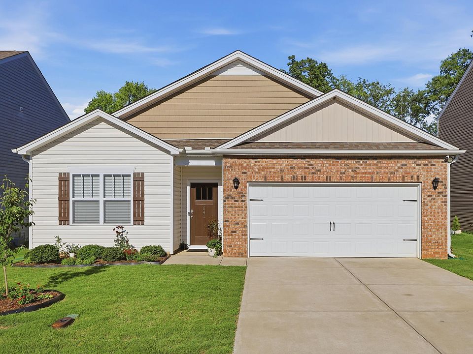 1st image of 841 Honeybush Dr
