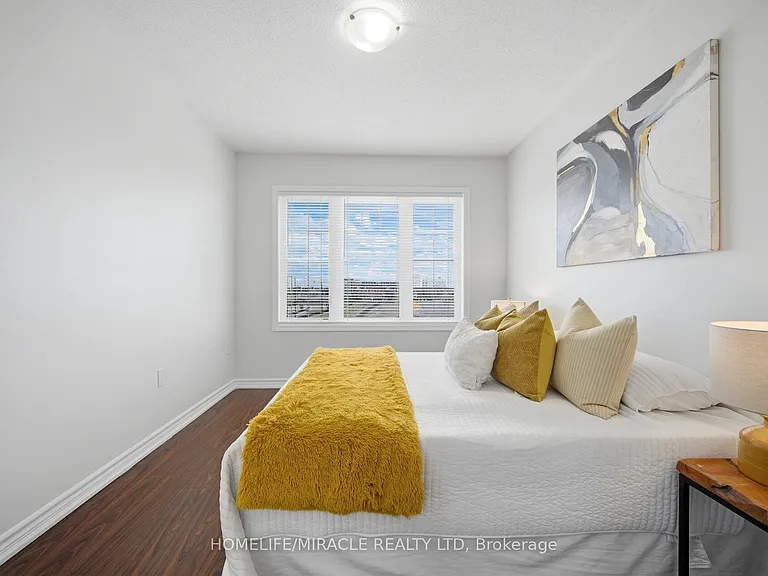 5 Veterans Dr — Photo 21