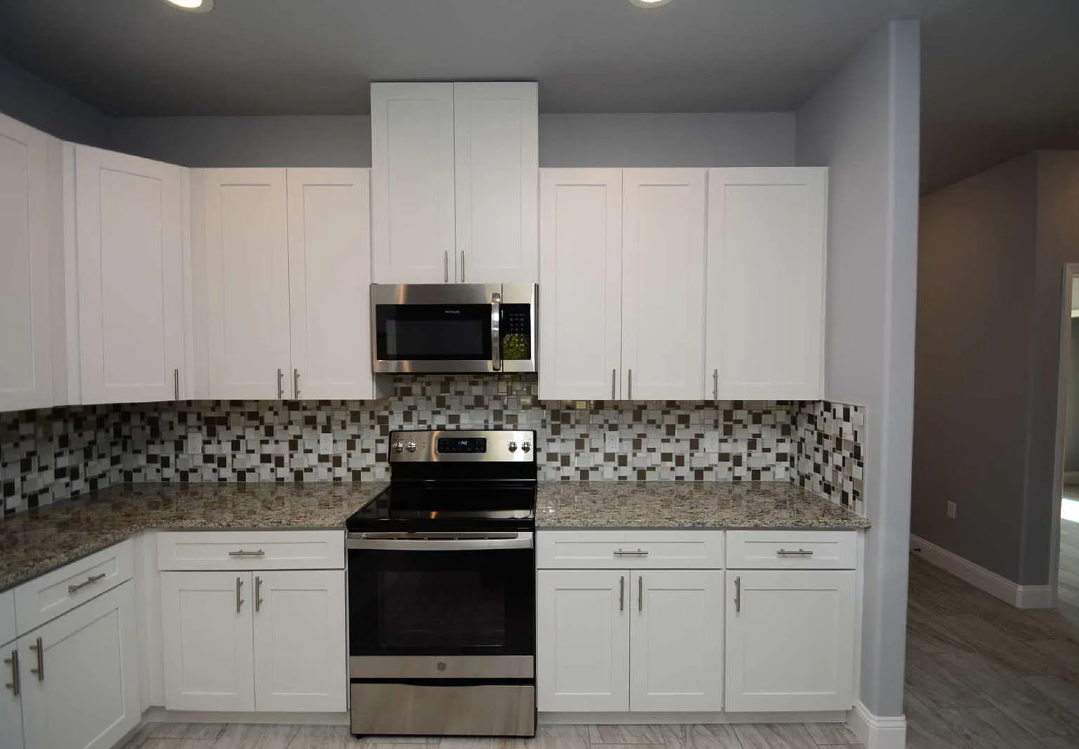 3 bed, 2.0 bath, 1337 sqft, $1,800 — Photo 4