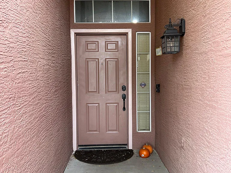 4883 W Morelos St — Photo 2