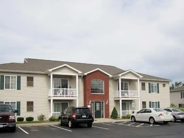 Fox Trace Apartments