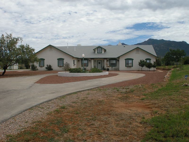 1st image of 1878 E Choctaw Dr