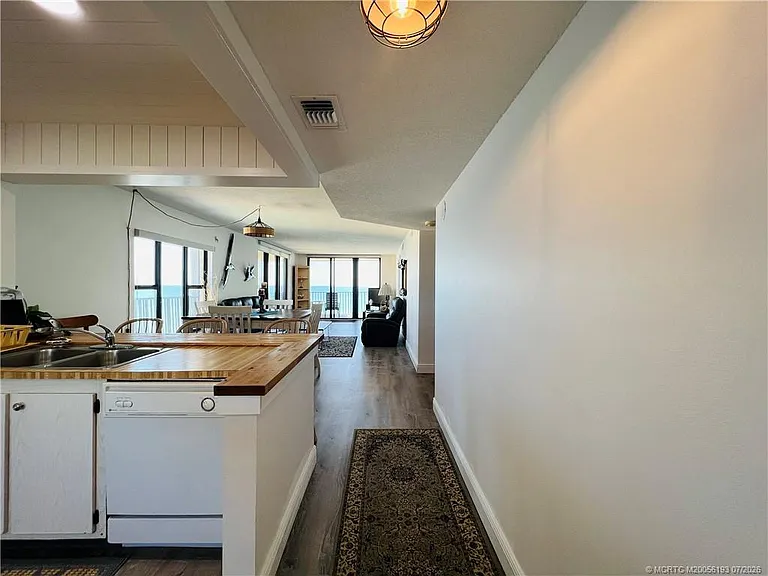 7380 S Ocean Dr #917A — Photo 4
