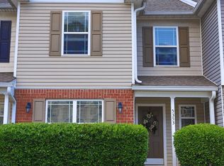 5353 Creekview Ln, Morrow, GA 30260