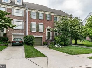 10 Goucher Woods Ct, Towson, MD 21286