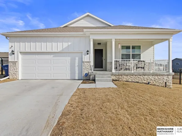 11617 S 191st Ave, Gretna, NE 68028