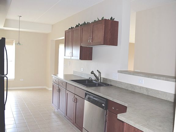 3rd image of 410 W Mahogany Ct Unit 512