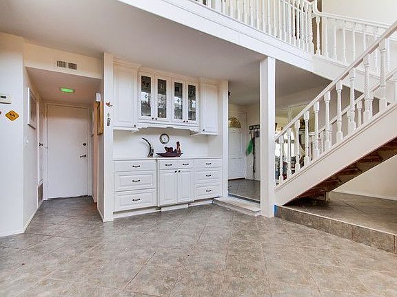 5th image of 6527 Jackson Dr