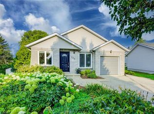 228 Haldane Ct, Waterloo, ON N2T1T7