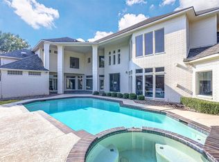 2307 River Ridge Rd, Arlington, TX 76017