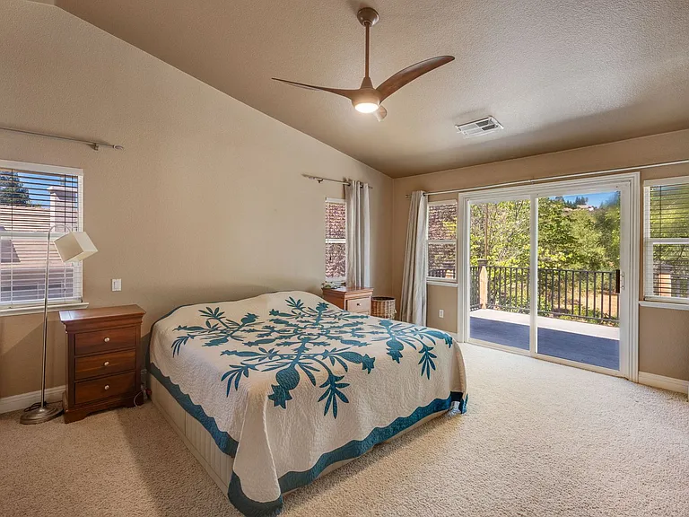 4011 Prairie Falcon Dr — Photo 4