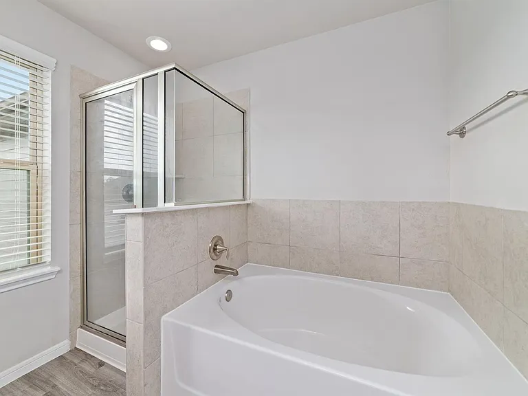 12923 Crombie Dr — Photo 12