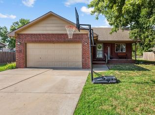 211 W Union Ave, Colwich, KS 67030