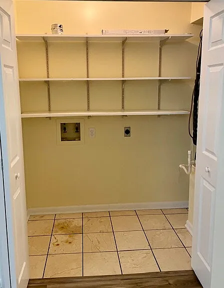 400 Foxfire Ct #B — Photo 16