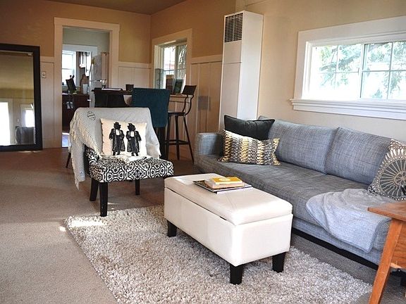 3rd image of 411 Turney St #411