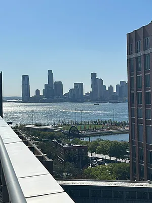 Rented by Sur Management LLC | media 20