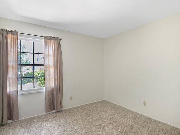 5th image of 24612 Spadra Ln