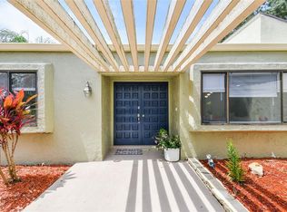 13508 Palmwood Ln, Tampa, FL 33618