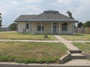601 Main St, Palco, KS 67657