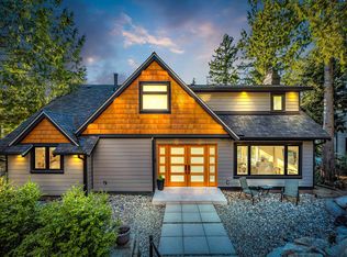130 Oceanview Pl, Lions Bay, BC V0N2E0