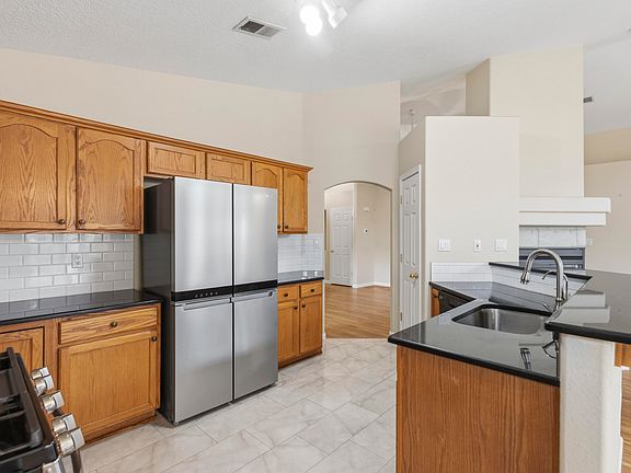 5th image of 7211 Milan Hills Rd NE