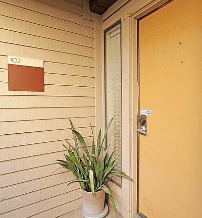 3rd image of 835 S Lucerne Blvd APT 102