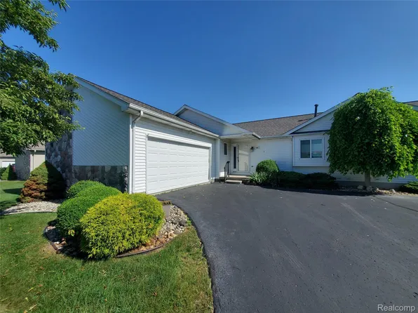 7281 Hawthorne Cir, Goodrich, MI 48438