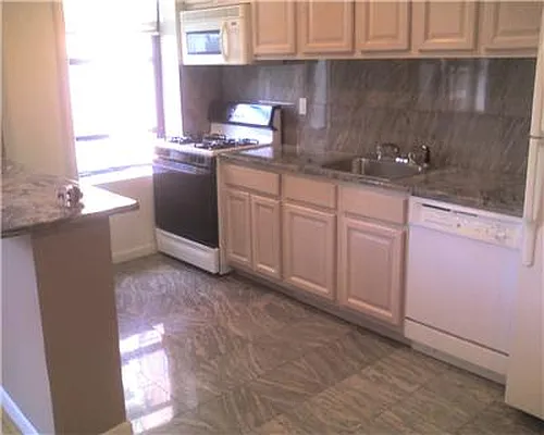 Rented by Chapin Group East | media 20