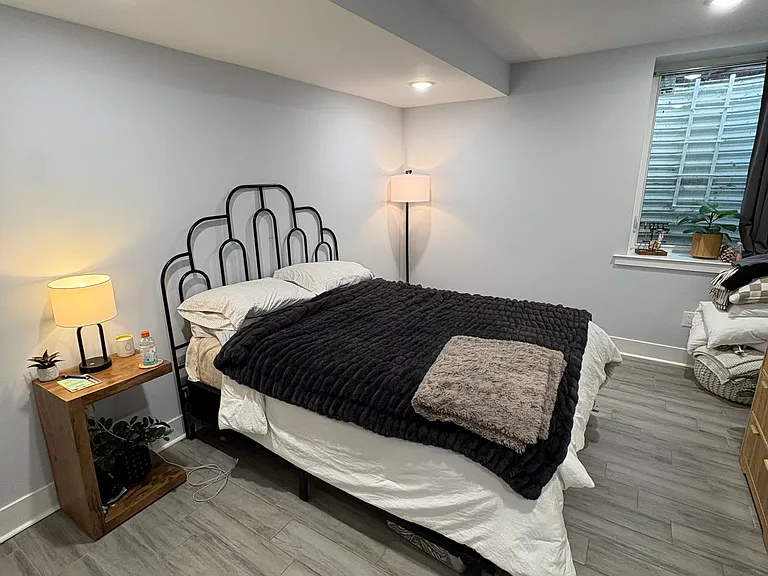 402 W Berks St #1 — Photo 10