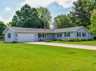 51822 Trowbridge Ln, South Bend, IN 46637