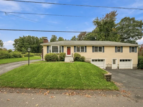 29 Dale Ave, Leominster, MA 01453