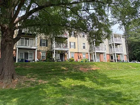 1232 Villa Ln #E — Photo 14
