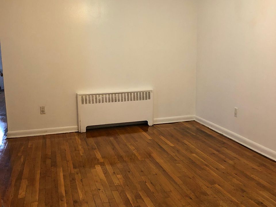 1st image of 1012 Revere Ave #3C