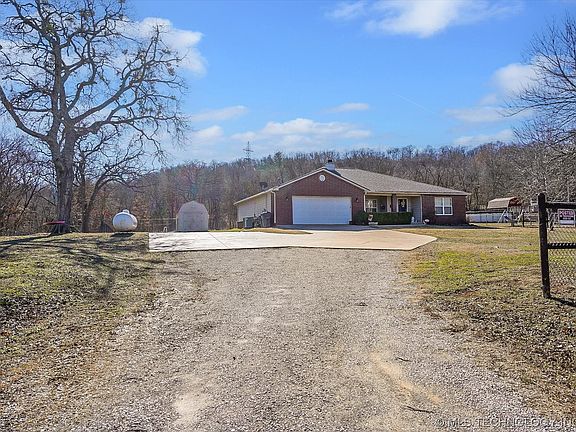 4th image of 19190 Cedar Ln