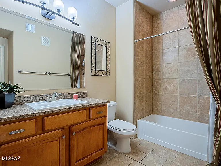 2550 E River Rd #16305 — Photo 26